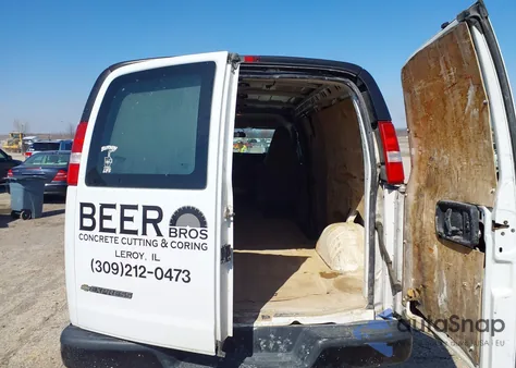 2018 Chevrolet Express 2500 Work Van из США, поврежденный, VIN 1GCWGAFP8J1253370